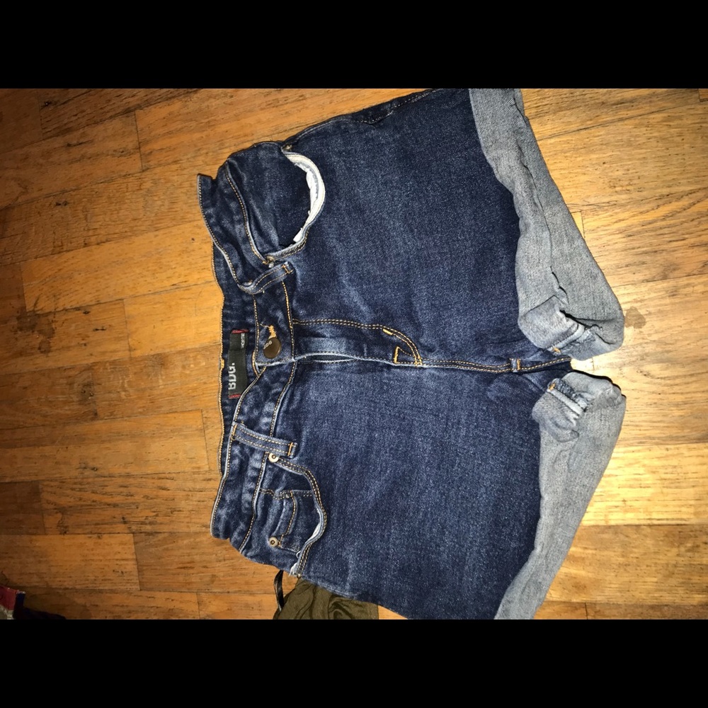 BDG shortie